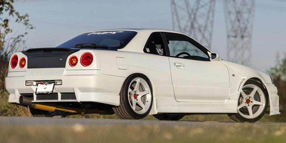 Nissan GT-R